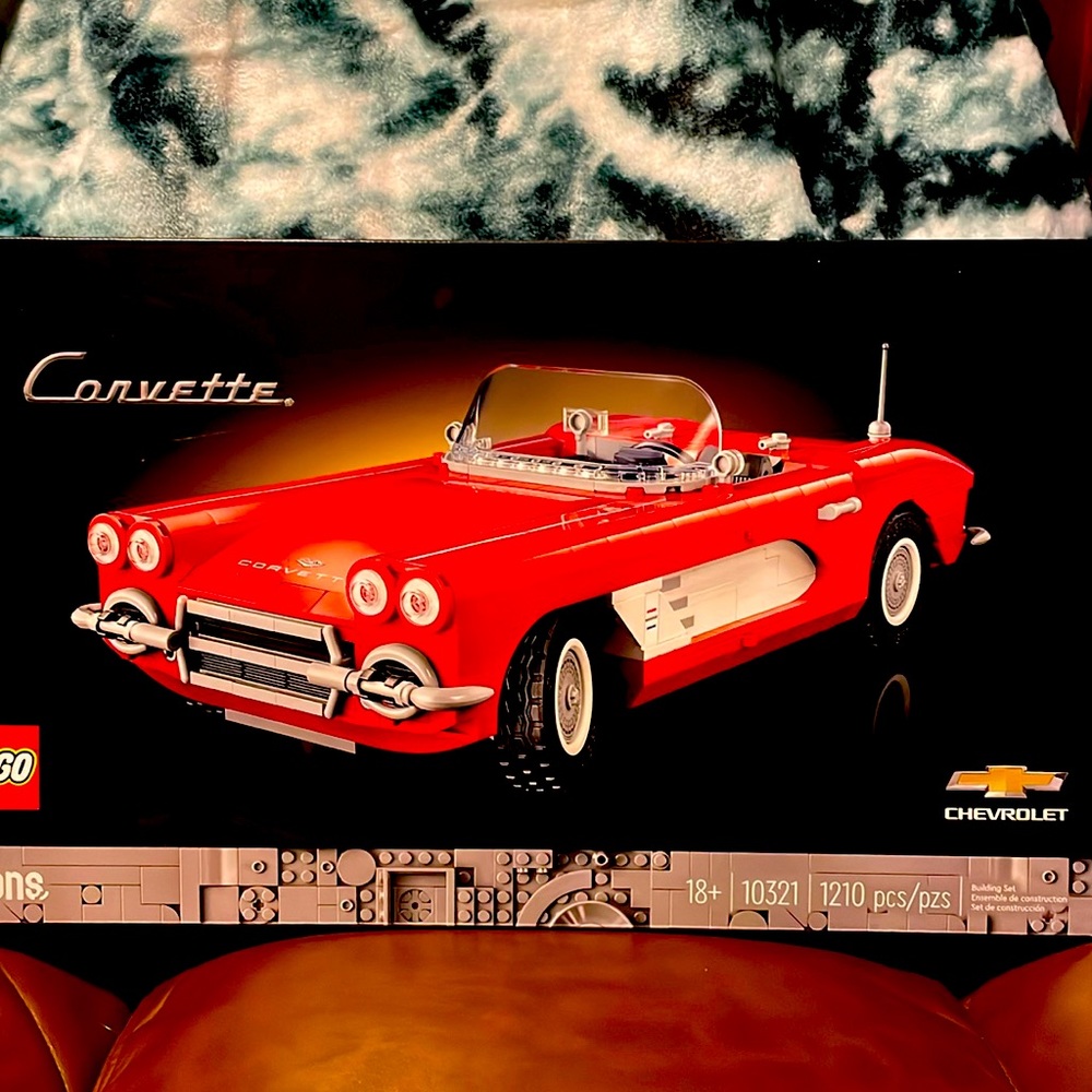 LEGO Icons Corvette Classic Model UNOPENED